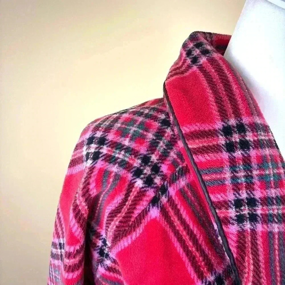 Victoria”s Secret Lipstick Red/Pink Plaid Fuzzy Soft Fleece Mini Robe Size M/L - Picture 7 of 13